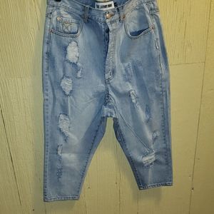 2 for $30 EUC The Laundry Room barrel jeans